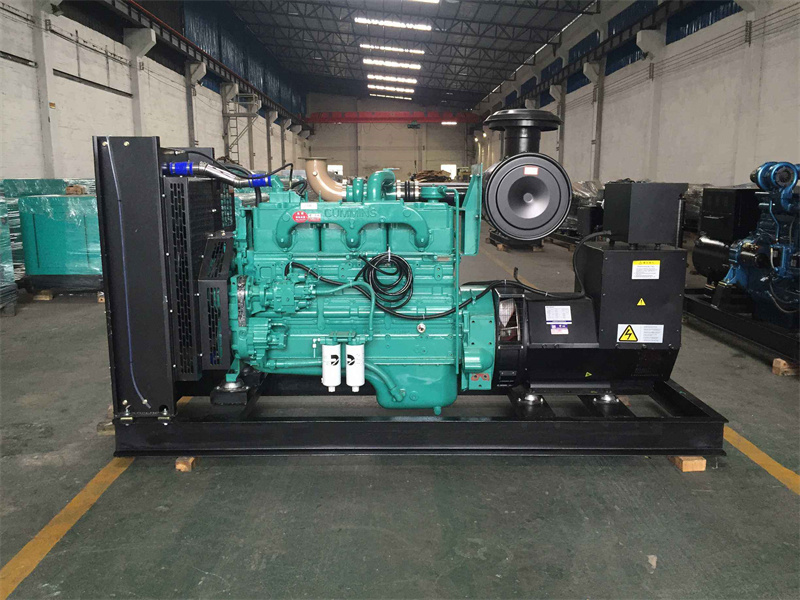 漠河如何判断一个电压表是否具有自动量程切换功能？