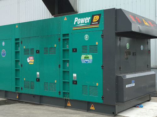 漠河升级发电机组的过程中需要注意哪些安全事项？