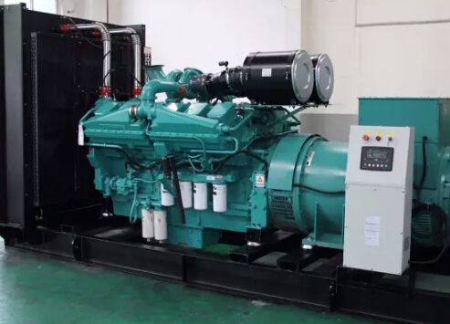 漠河发电机如何选择合适的除垢剂来清洗水冷式机油散热器？